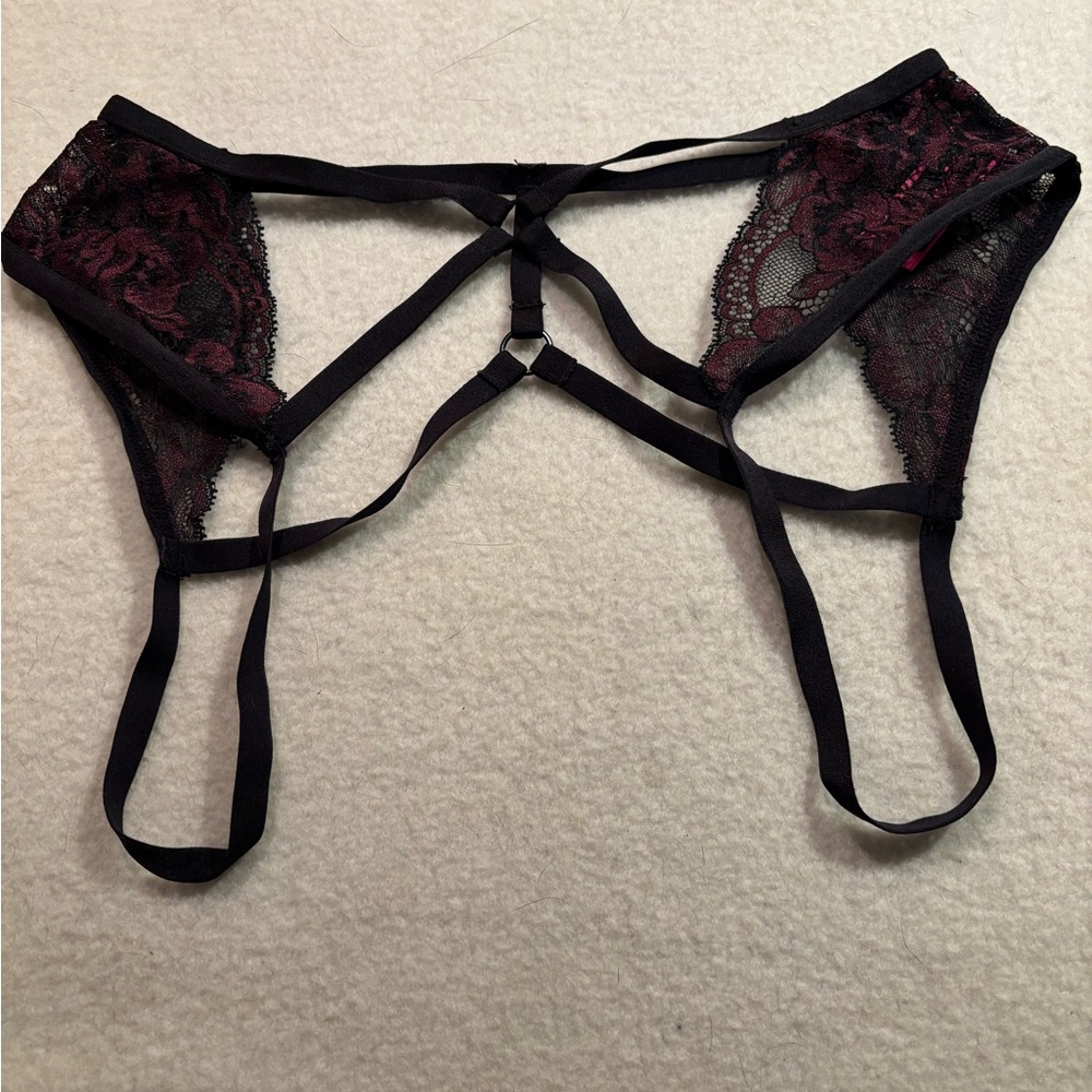 La Senza bumless crotchless panty, size medium.